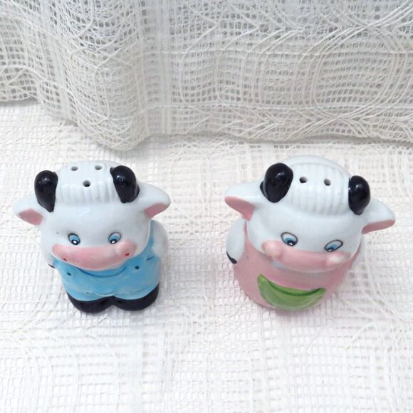 Vintage Country Cow Salt and Pepper Shaker Set, Farmhouse Decor, Country Style - Picture 4 of 9